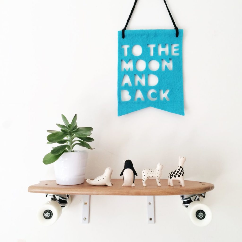 Skateboard shelf, TUBU Kids